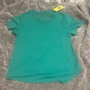 All in Motion || NWT Sprint Free SS Tee (S)